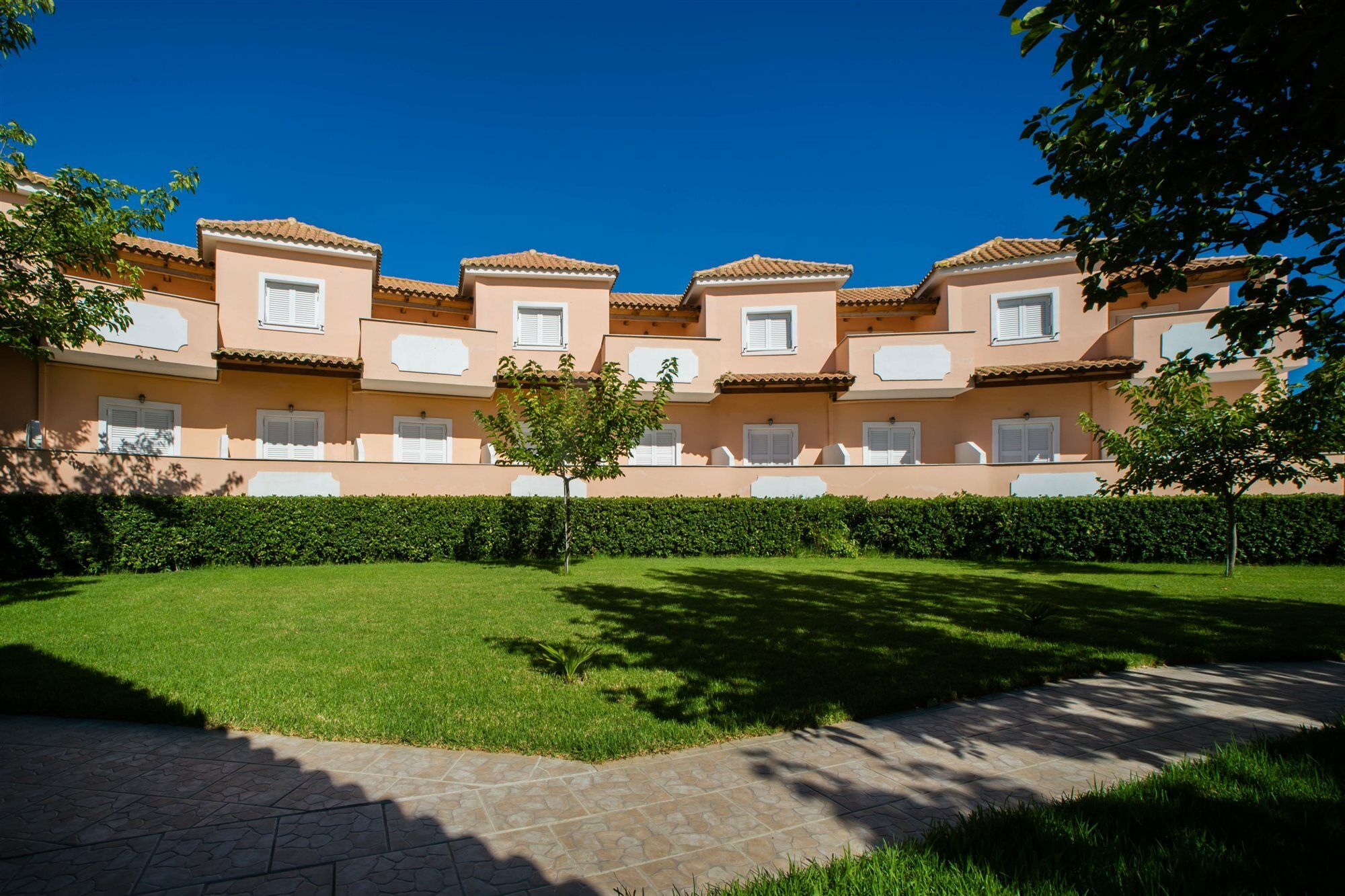Ecoresort Zefyros Hotel Áyios Kírikos